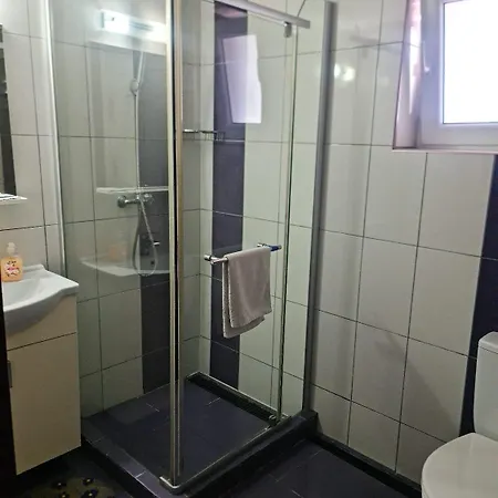 Flux Mamaia Nord Penzion 3*