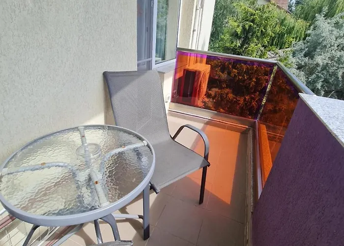 Flux Mamaia Nord Pensionat